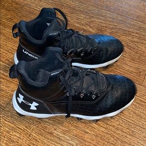 Boys Under Armour Cleats